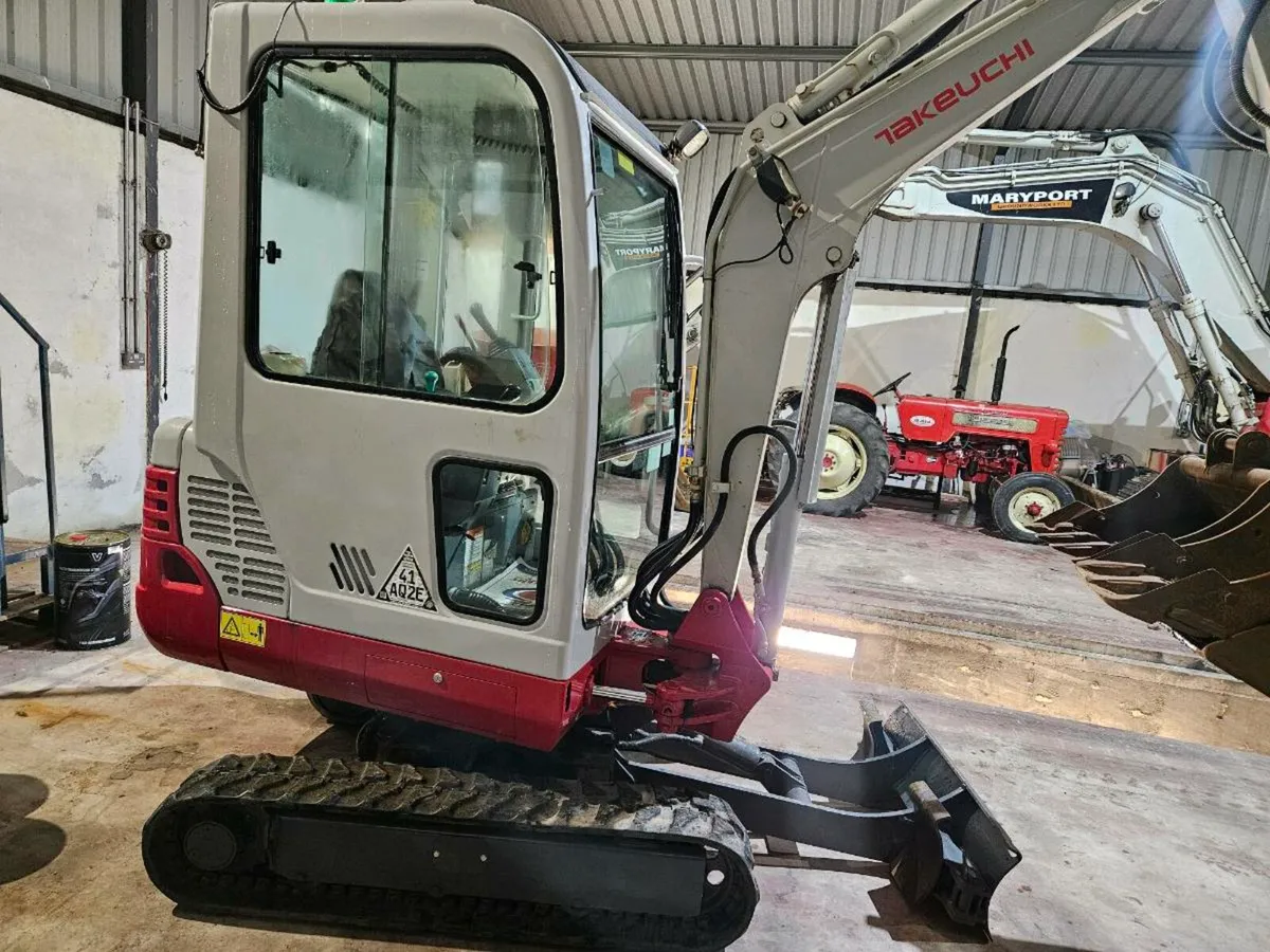 Takeuchi TB219 - Image 2