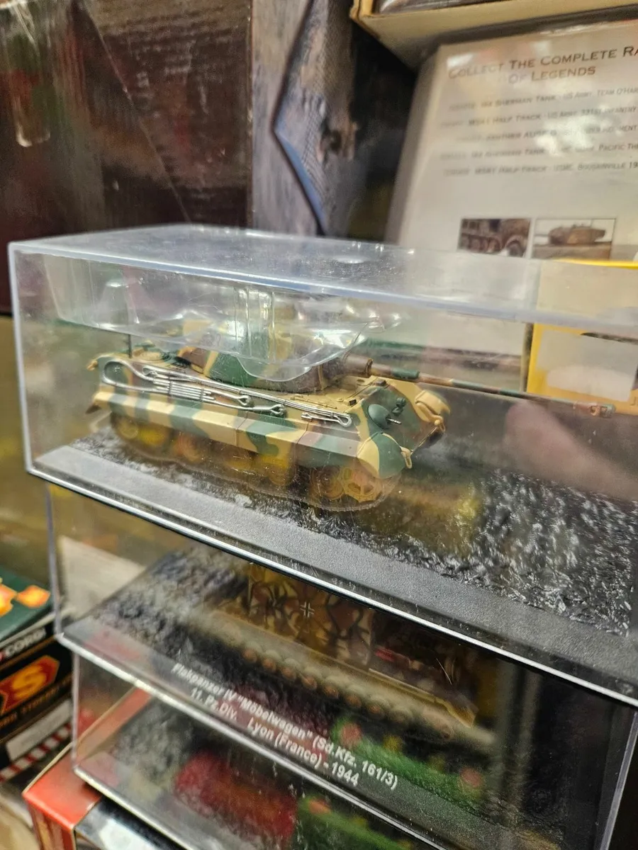 Corgi Atlas Tank