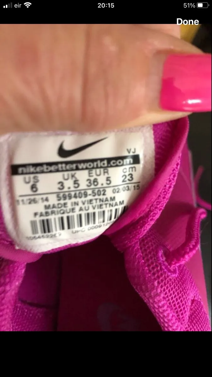 Girls Nike trainers size 3.5 €20 - Image 3