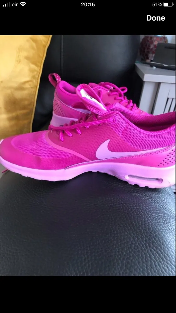Girls Nike trainers size 3.5 €20 - Image 4