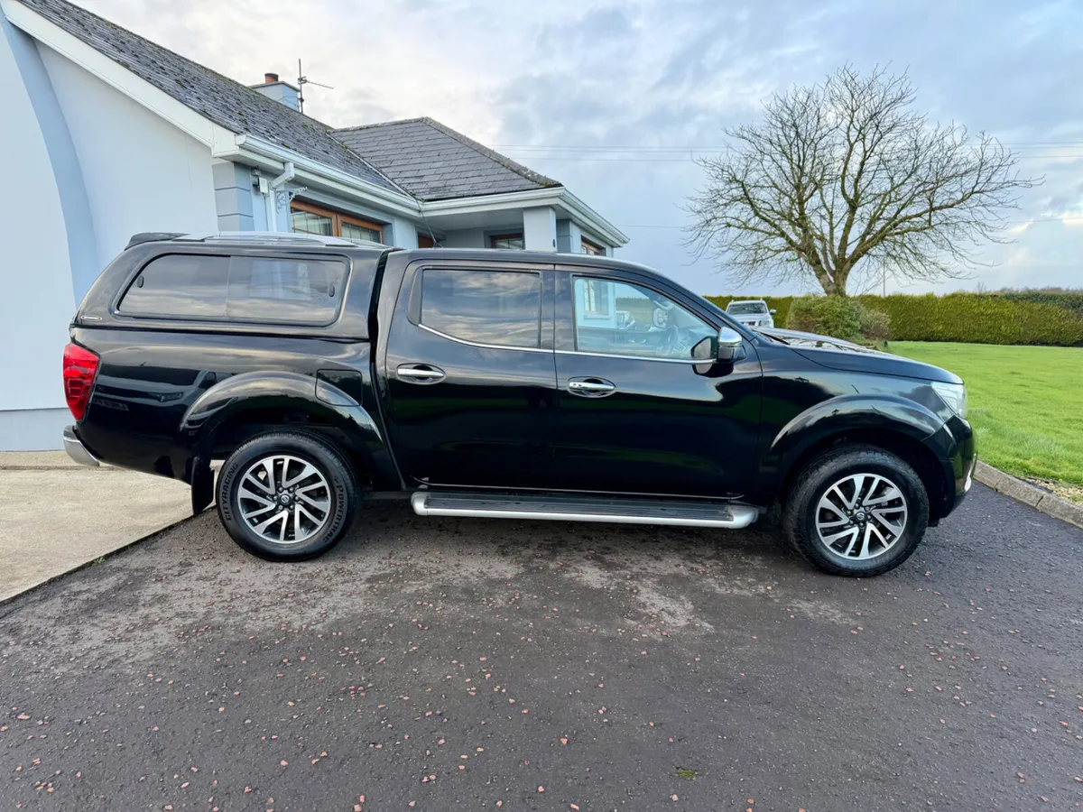 NO VAT 2018 Nissan Navara 2.3 DCI Acenta - Image 4