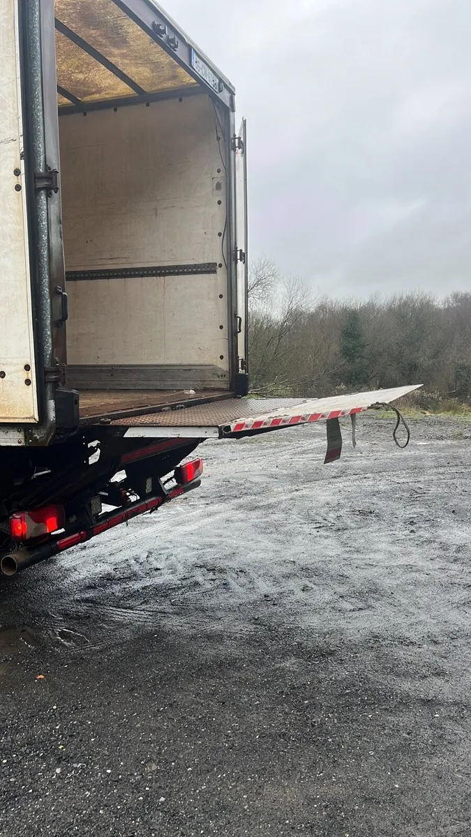 Man tgm 18-240 - Image 4