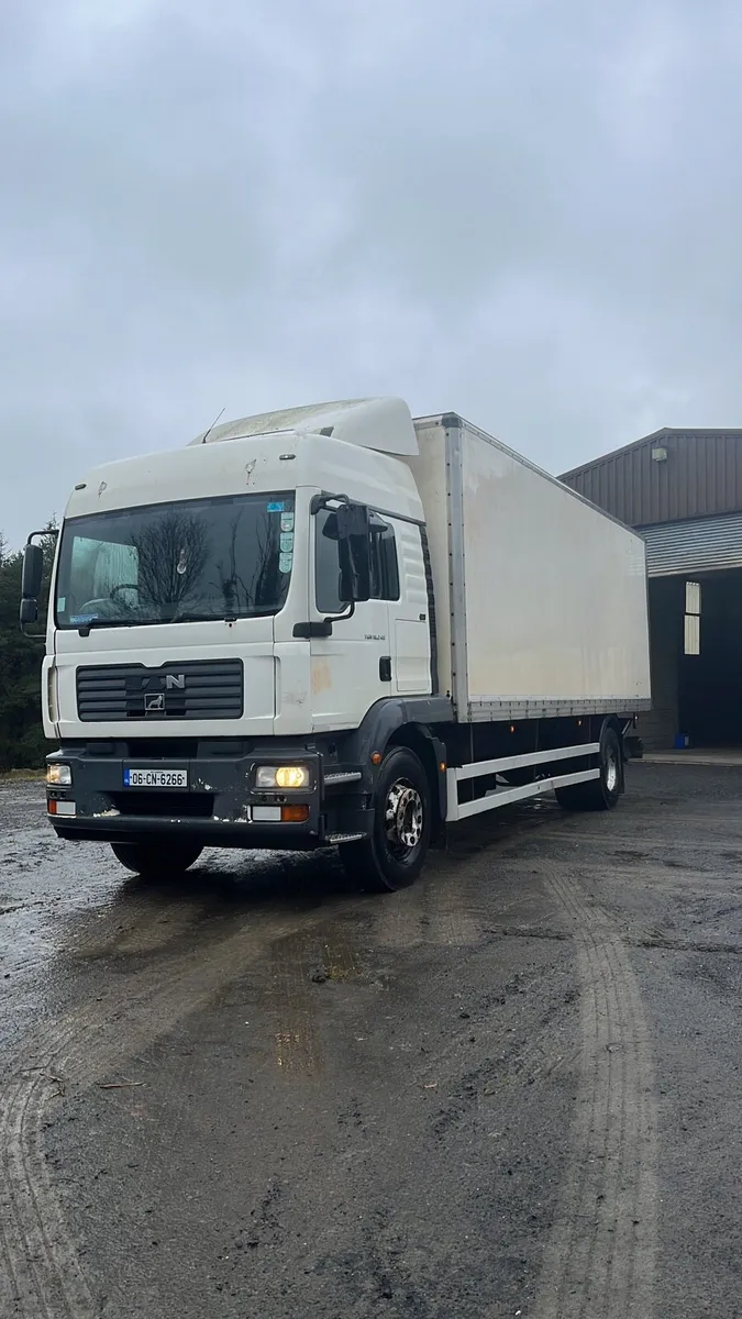 Man tgm 18-240 - Image 1