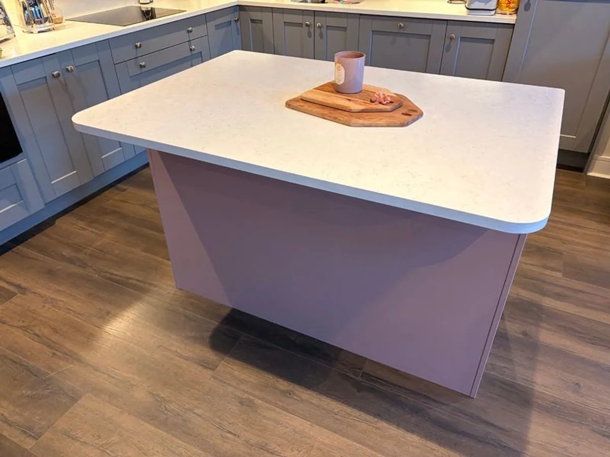 Kitchen Island (Quartz Top) - Image 2
