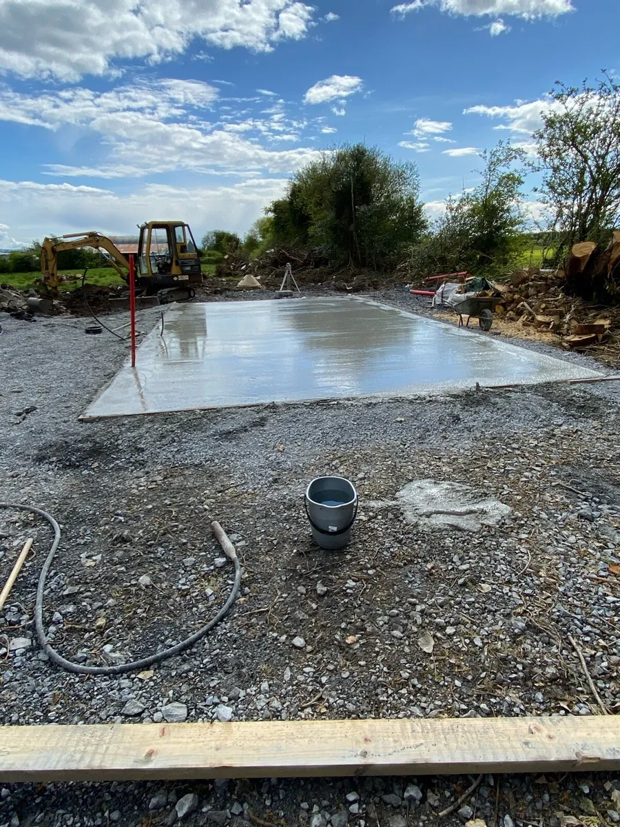 Groundwork/3 tone digger - Image 2