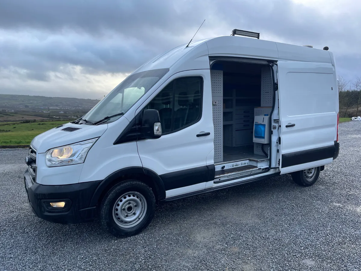 Ford Transit 2021 - Image 1