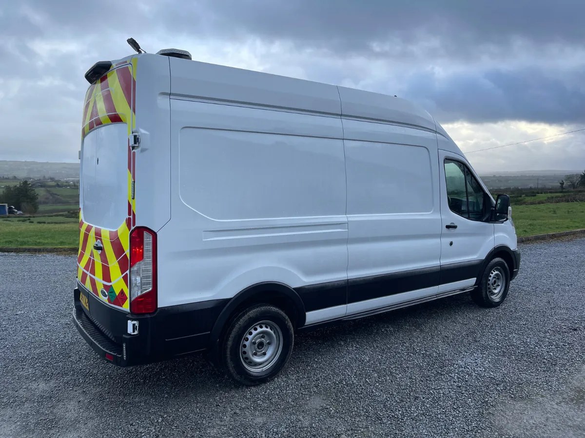 Ford Transit 2021 - Image 4