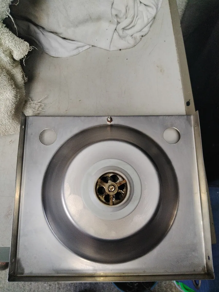 Stainless sink - Image 4