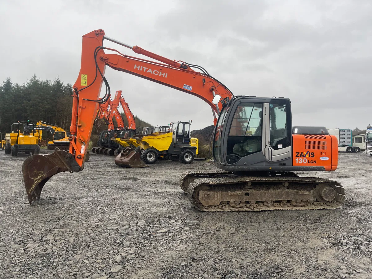 Hitachi 130-3 - Image 1