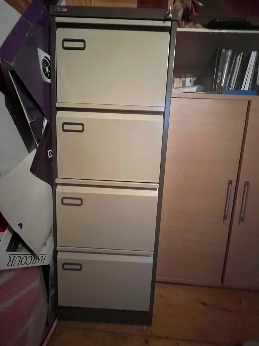 Office furniture - Image 4