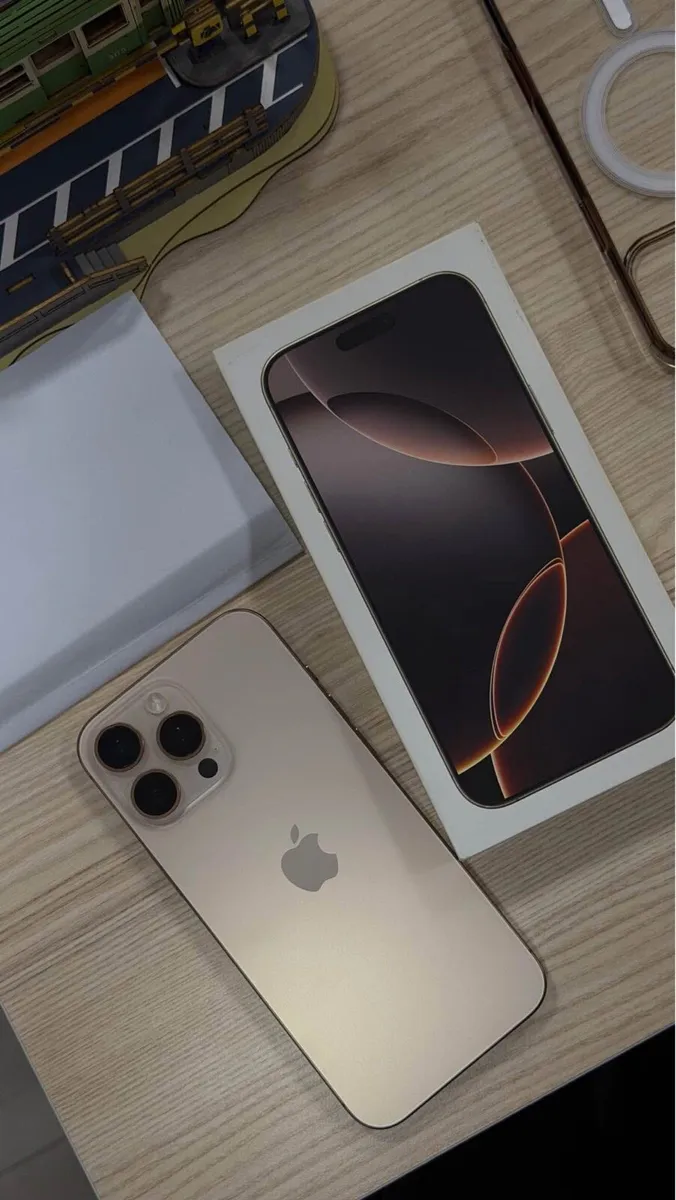 iphone 16 pro max - Image 1