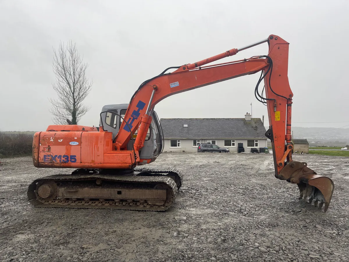 Hitachi ex135 - Image 2
