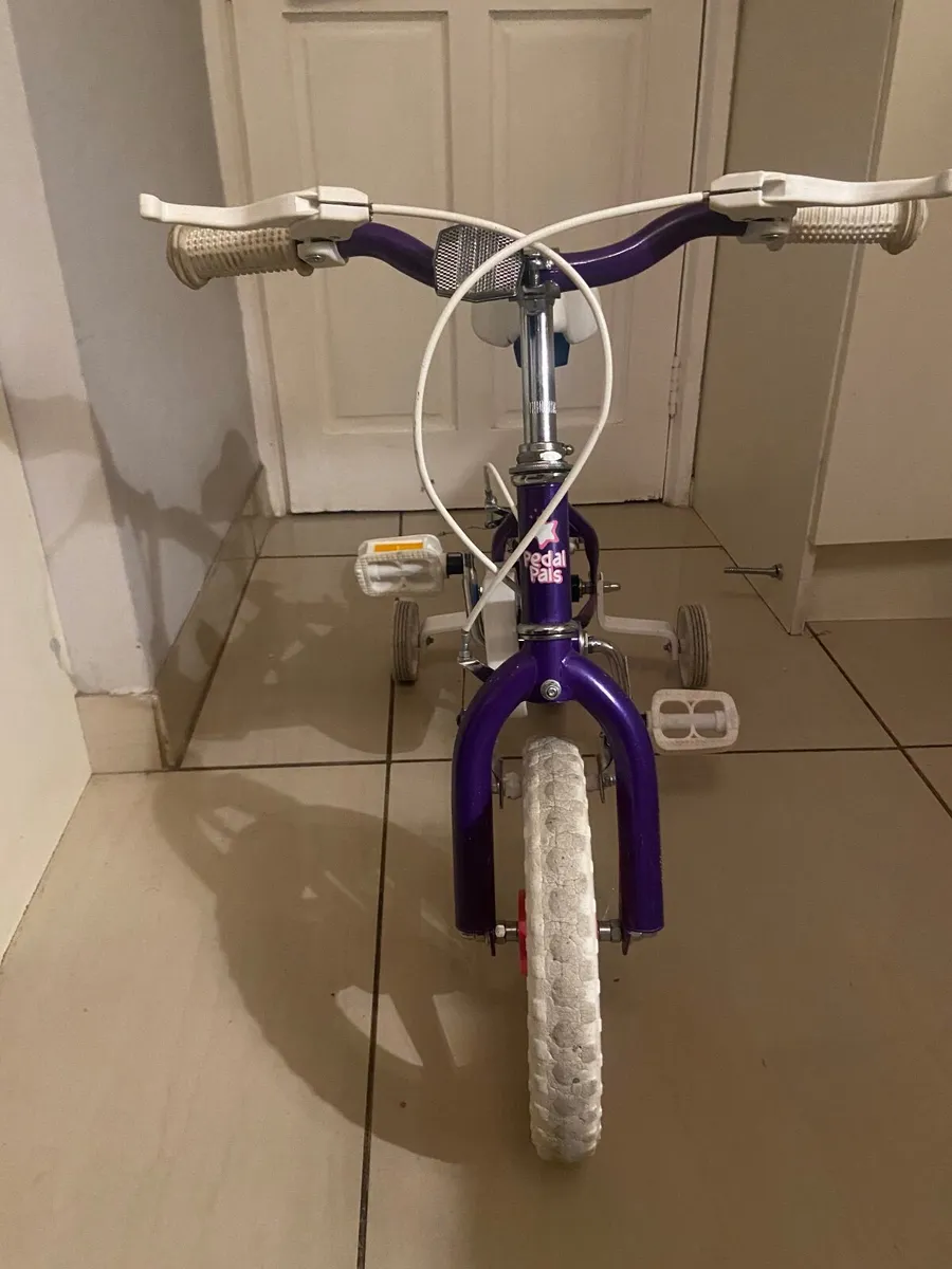 Child’s Bike  Starsdust  Pedal Pals - Image 4
