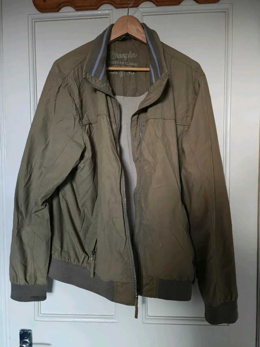 Wrangler Lightweight Jacket Beige – Size XL - Image 1