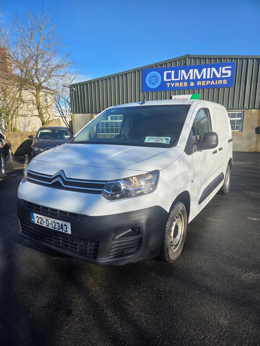 Citroen Berlingo 2022 low mileage - Image 1