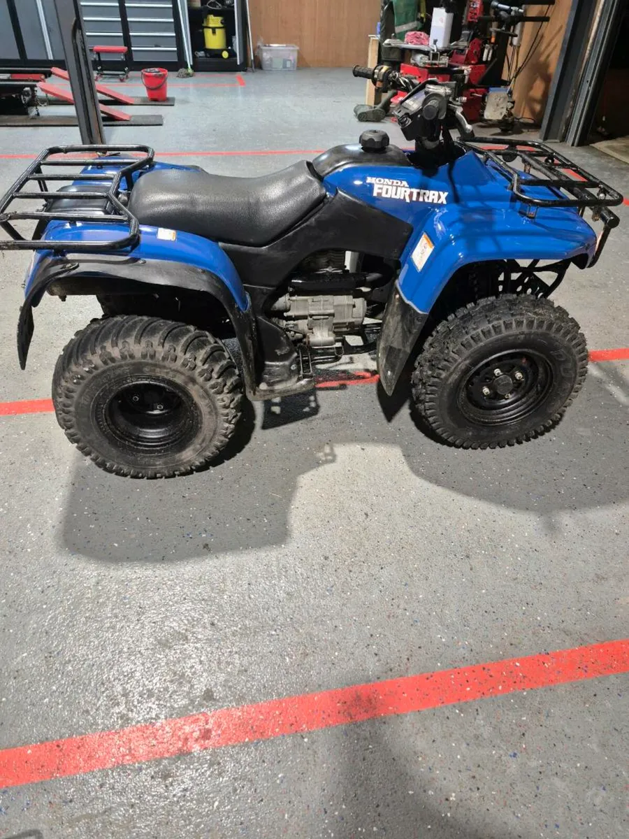 Honda Fourtrax 250 - Image 2