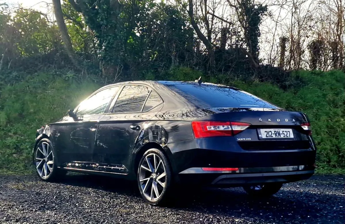 Skoda Superb Sportline Auto Diesel - Image 4