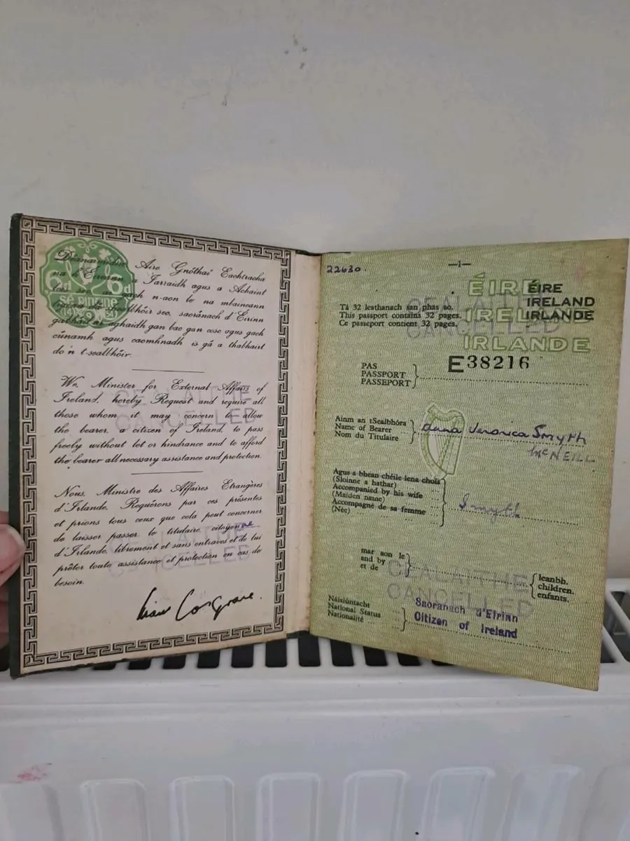 Rare 1948 Irish Passport & Travel card - Image 3