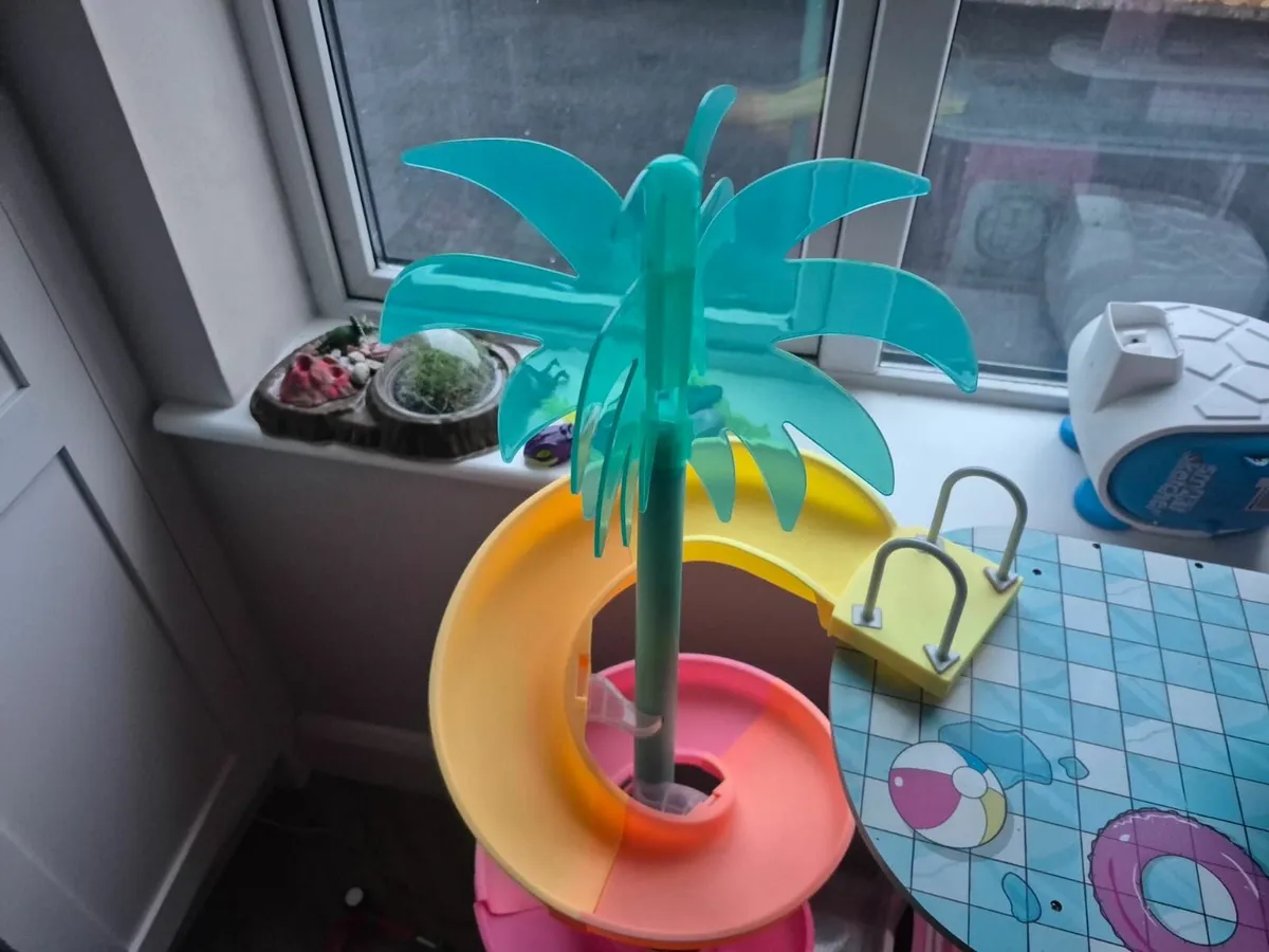 Lol dolls house - Image 1