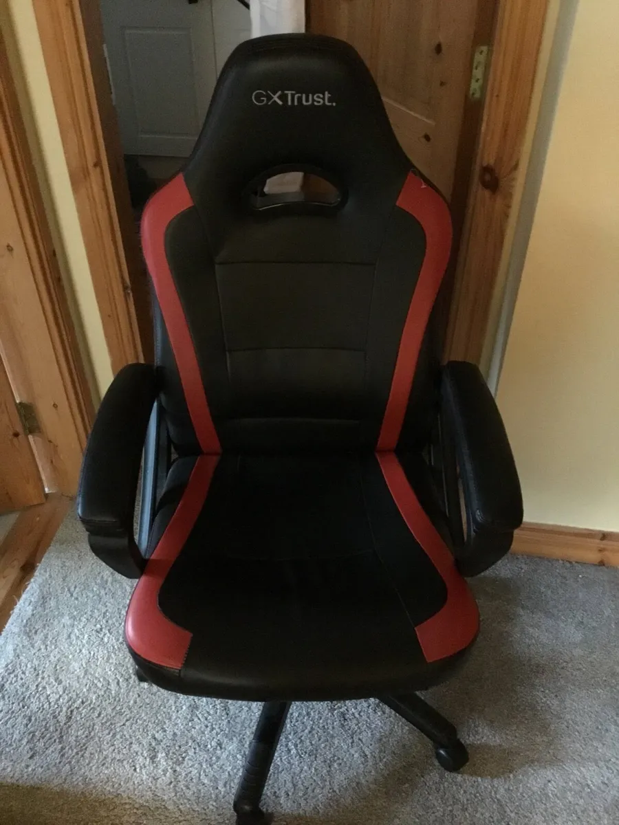 Gaming chair - Image 3