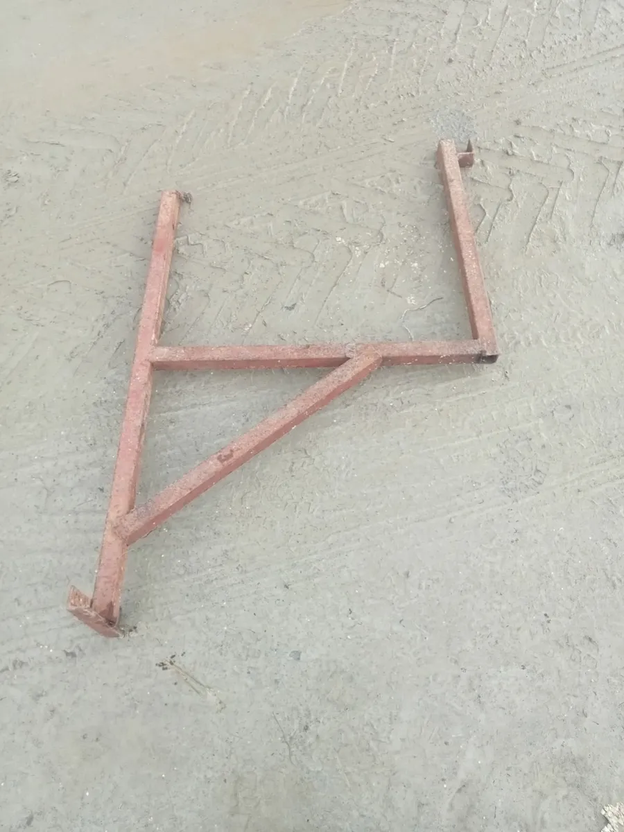 Scaffolding jibs - Image 1