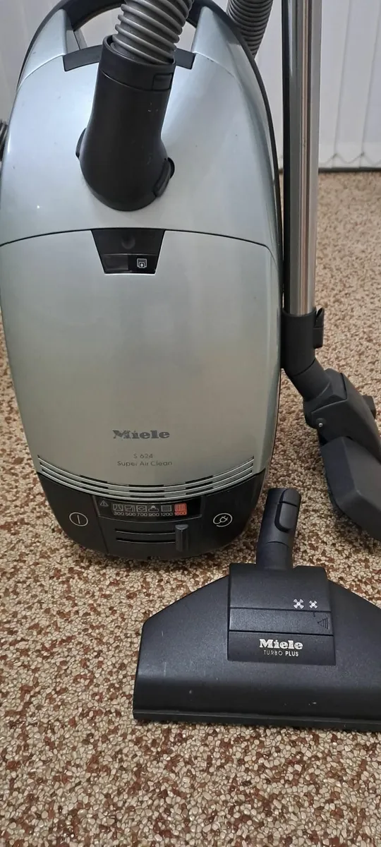 Miele Hoover - Image 1