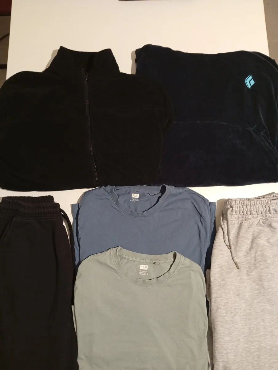 Boys Clothes Bundle, age 14/15 - Image 4