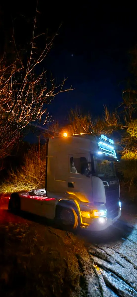 R560 Scania V8 - Image 4