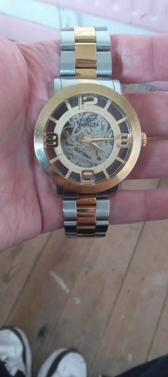 Invicta Luxury Watch - Image 1