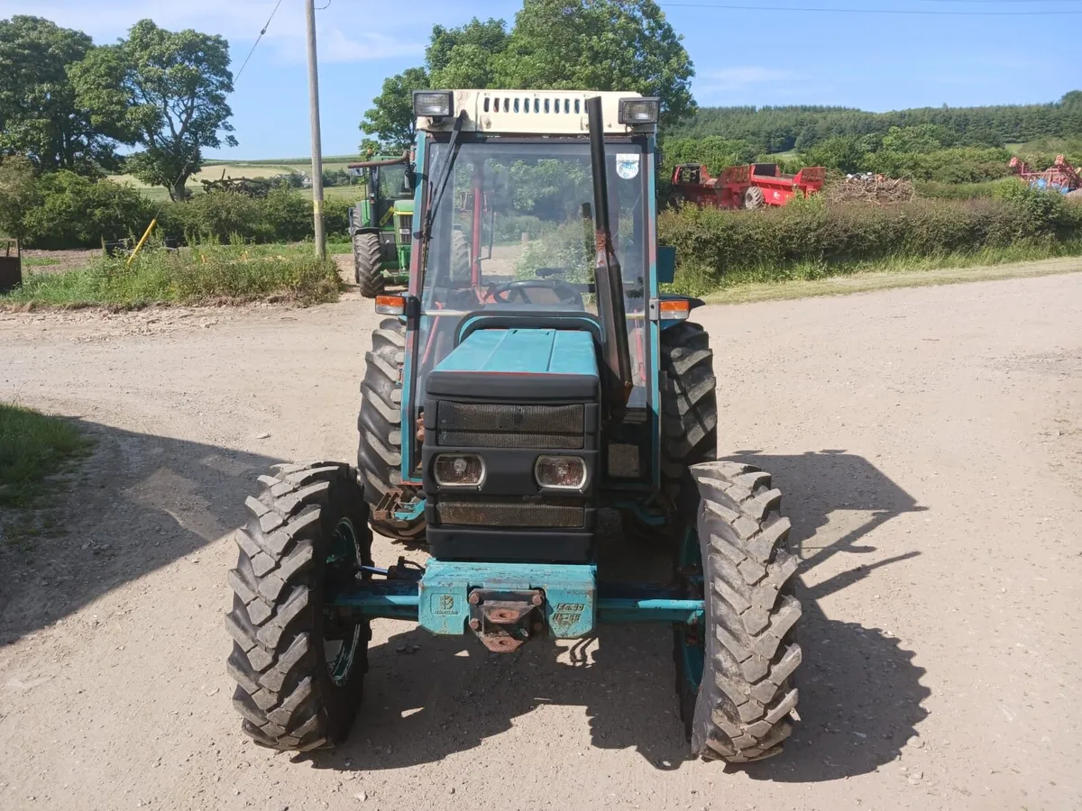 Newholland 56-66 S 4WD Tractor - Image 4