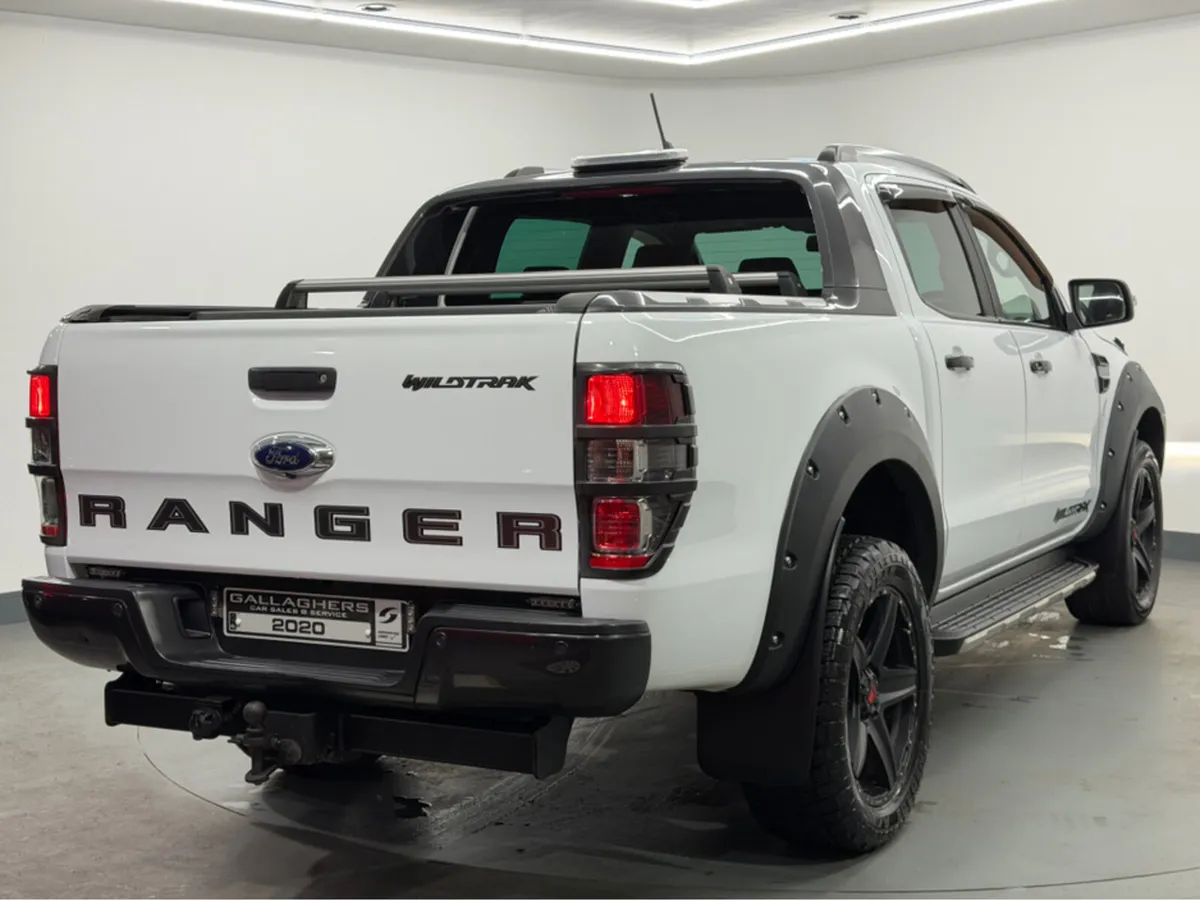 Ford Ranger (202) WILDTRAK 2.0 ECOBLUE AUTO KITTED - Image 4