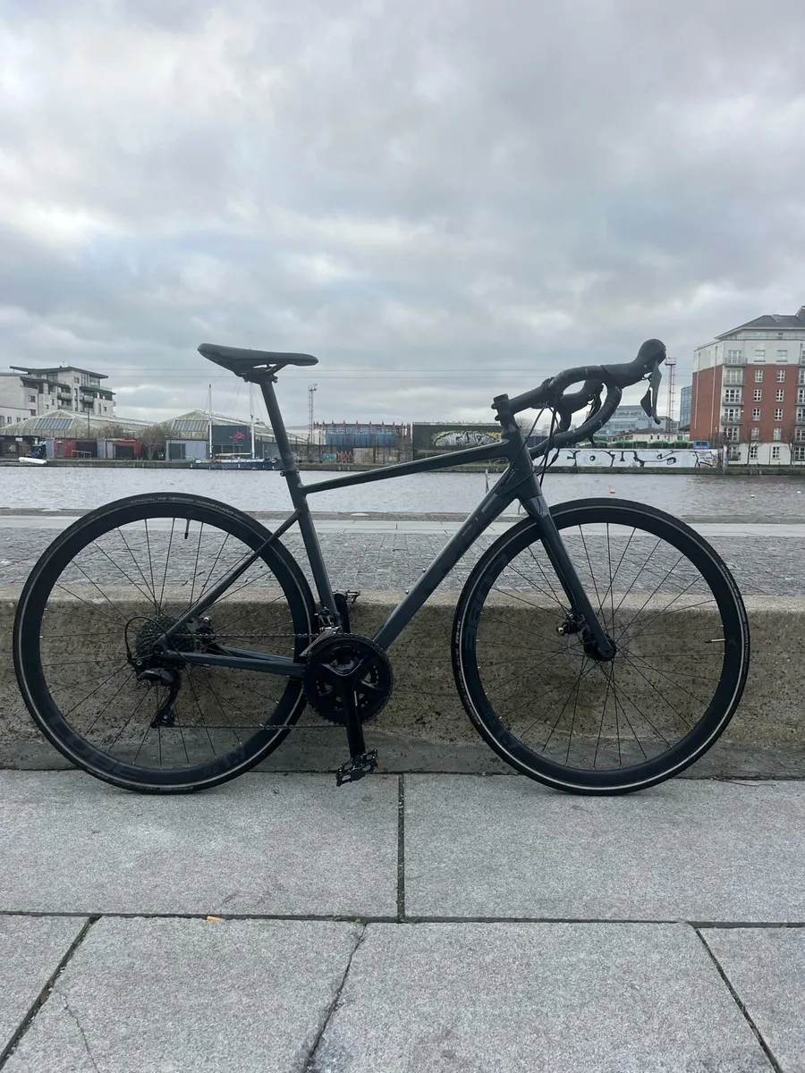 Cube Attain SL Disc Road Bike 2019 - Image 1