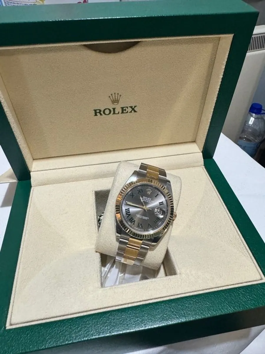 Rolex Datejust 41mm 126333 Yellow Gold Steel - Image 1