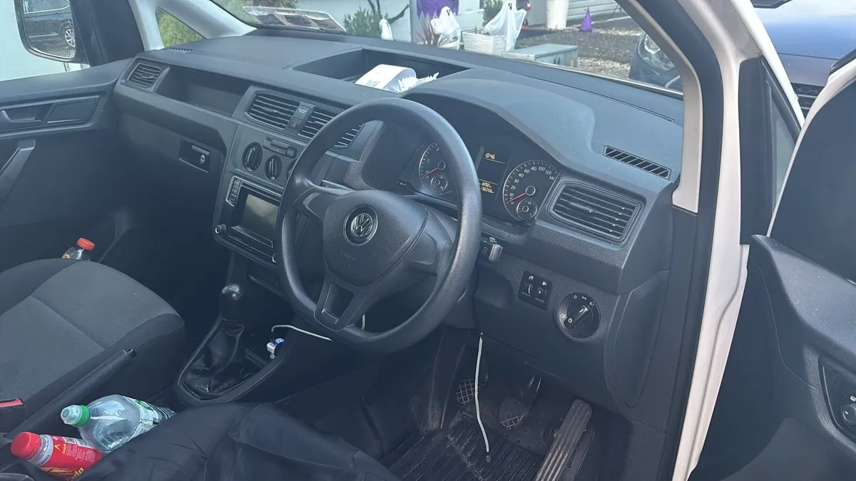 Volkswagen Caddy 2018 - Image 2