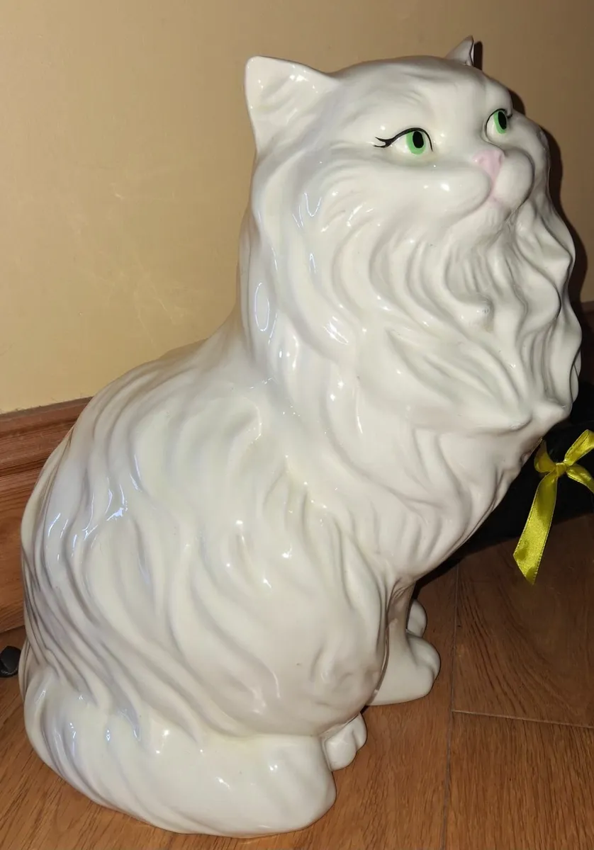 RARE 1950s Large Italian Ceramic Persian Cat... - Image 1