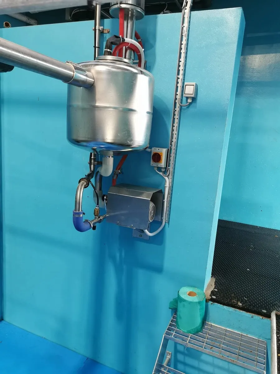 Milking machines equipment, feeders etc - Image 3