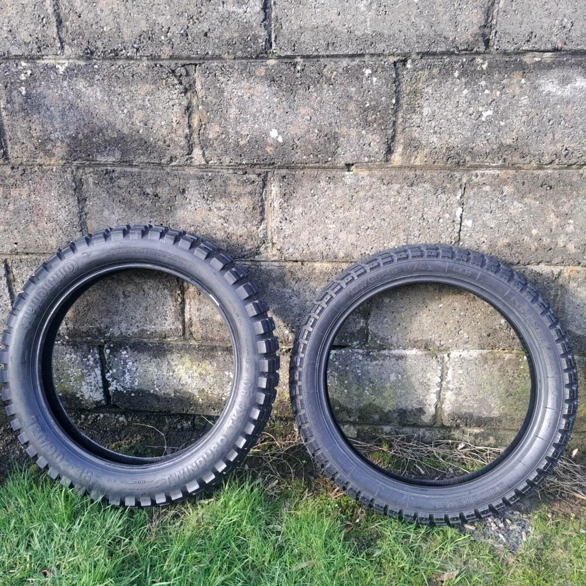 Bmw r100rs fuel tank and new tires - Image 4