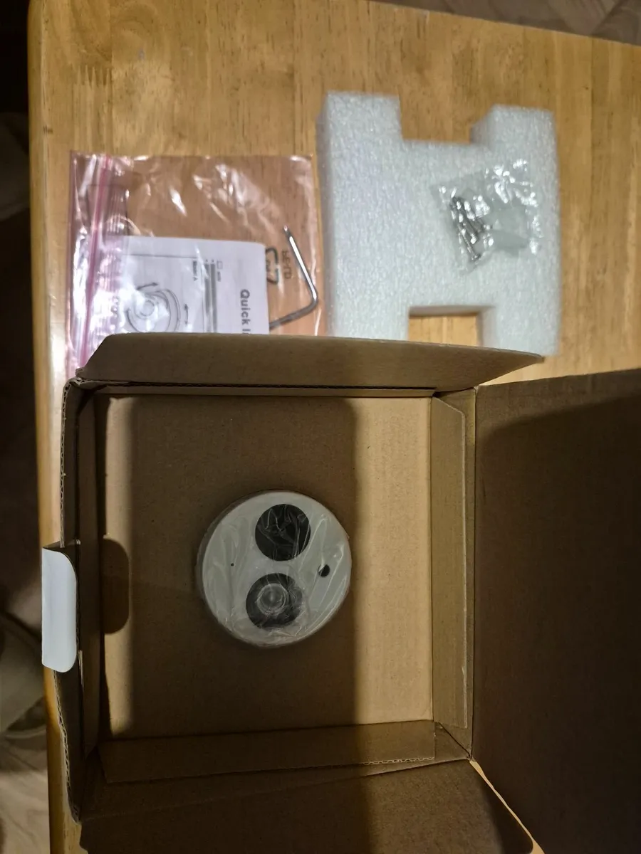 New Dahua 4MP CCTV Camera  Boxed - Image 4