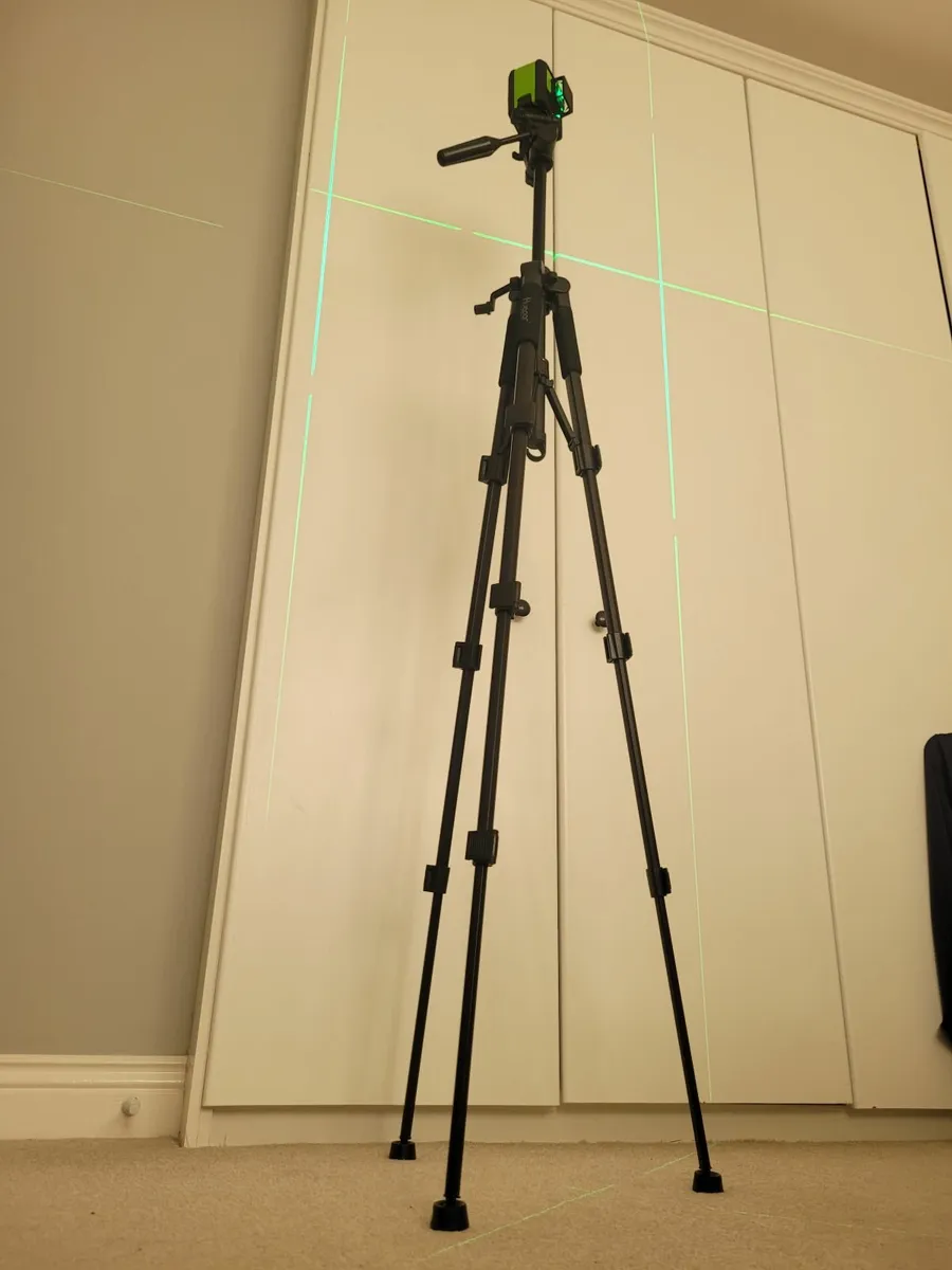 Huepar TPD14 tripod for laser level - Image 1