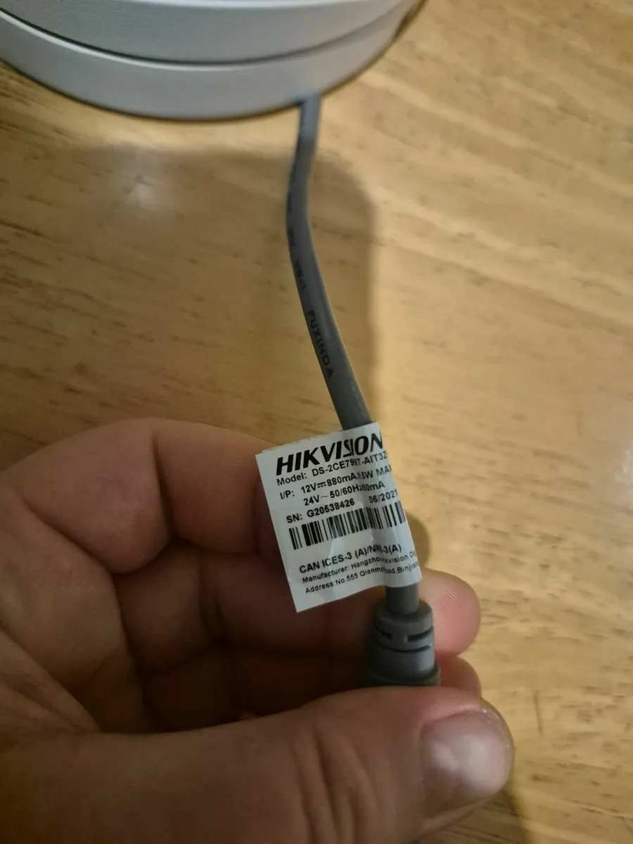 New Hikvision 5MP CCTV Camera – DS-2CE79H8T-AIT3Z - Image 2