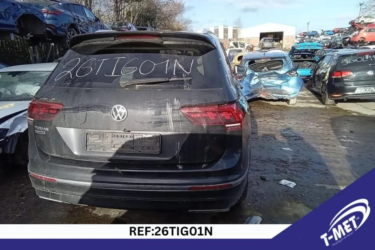 2020 VOLKSWAGEN TIGUAN BREAKING FOR PARTS - Image 3