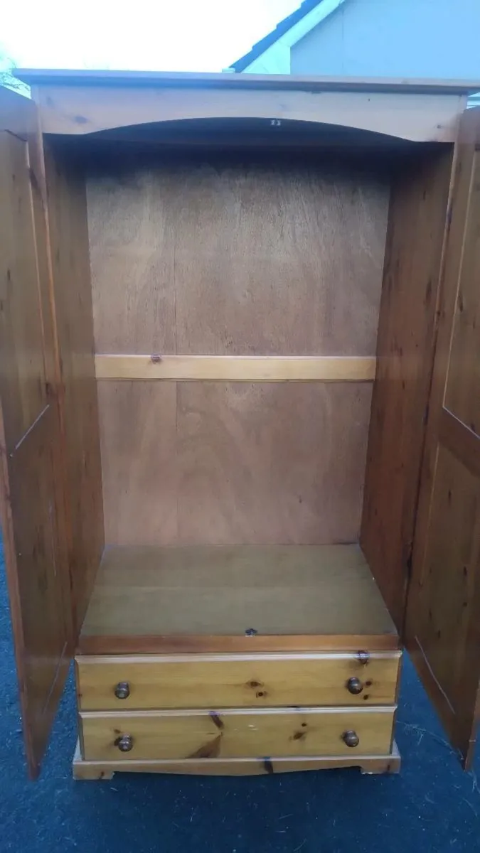 Wardrobe - Image 2