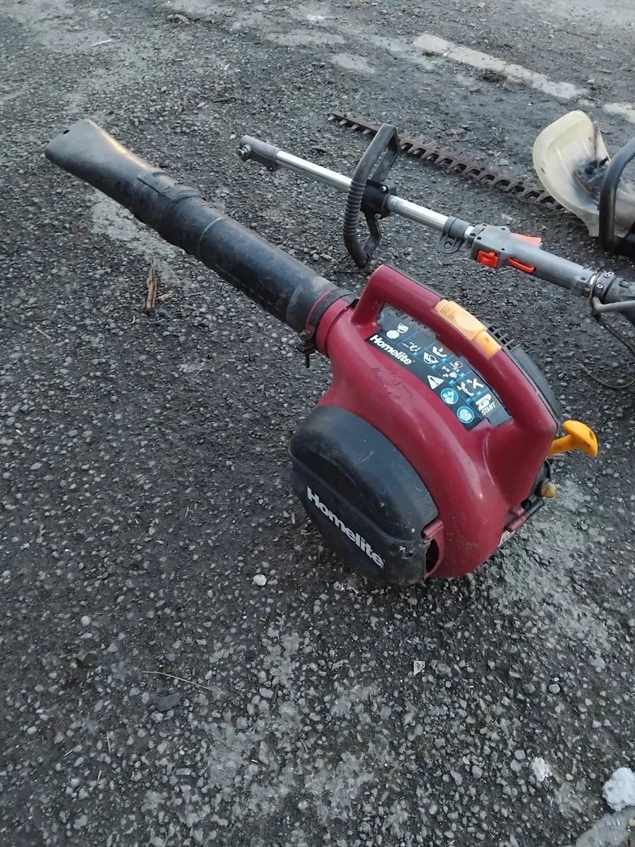 All for sale 40e each read add priced - Image 4