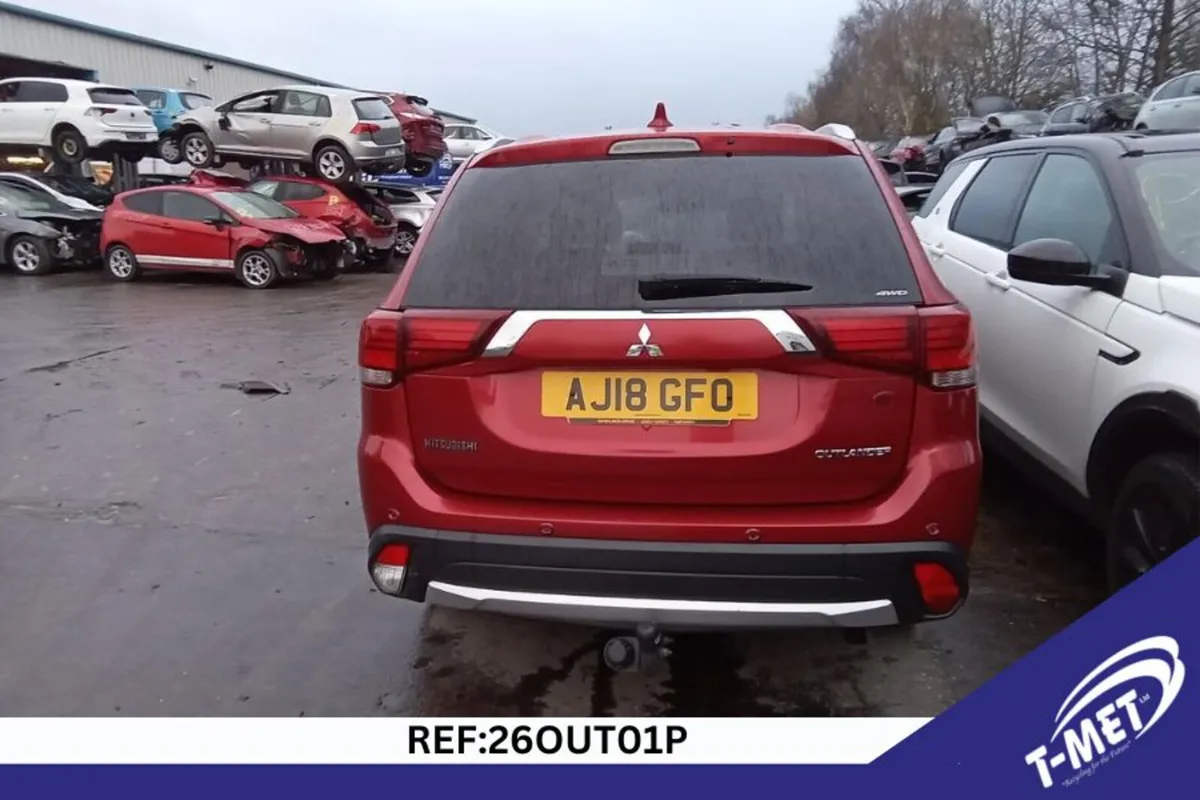 2016 MITSUBISHI OUTLANDER BREAKING FOR PARTS - Image 4