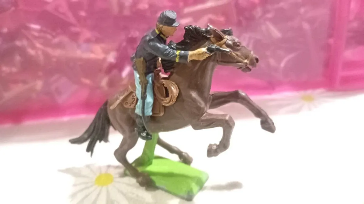 Vintage Britain's deetail figures,Original - Image 3