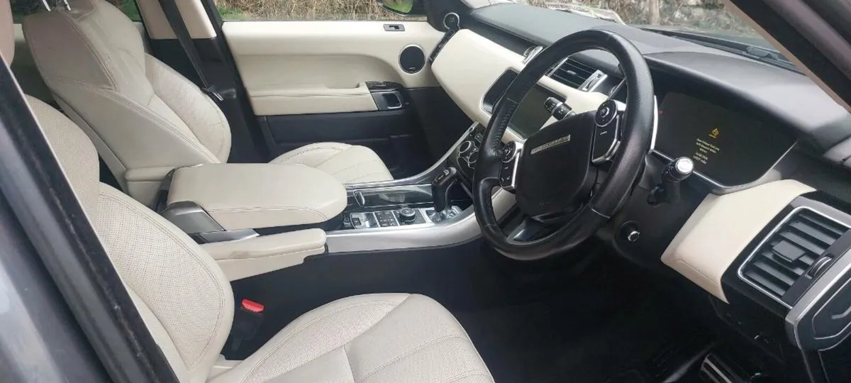 Range Rover Sport Commercial - Image 4