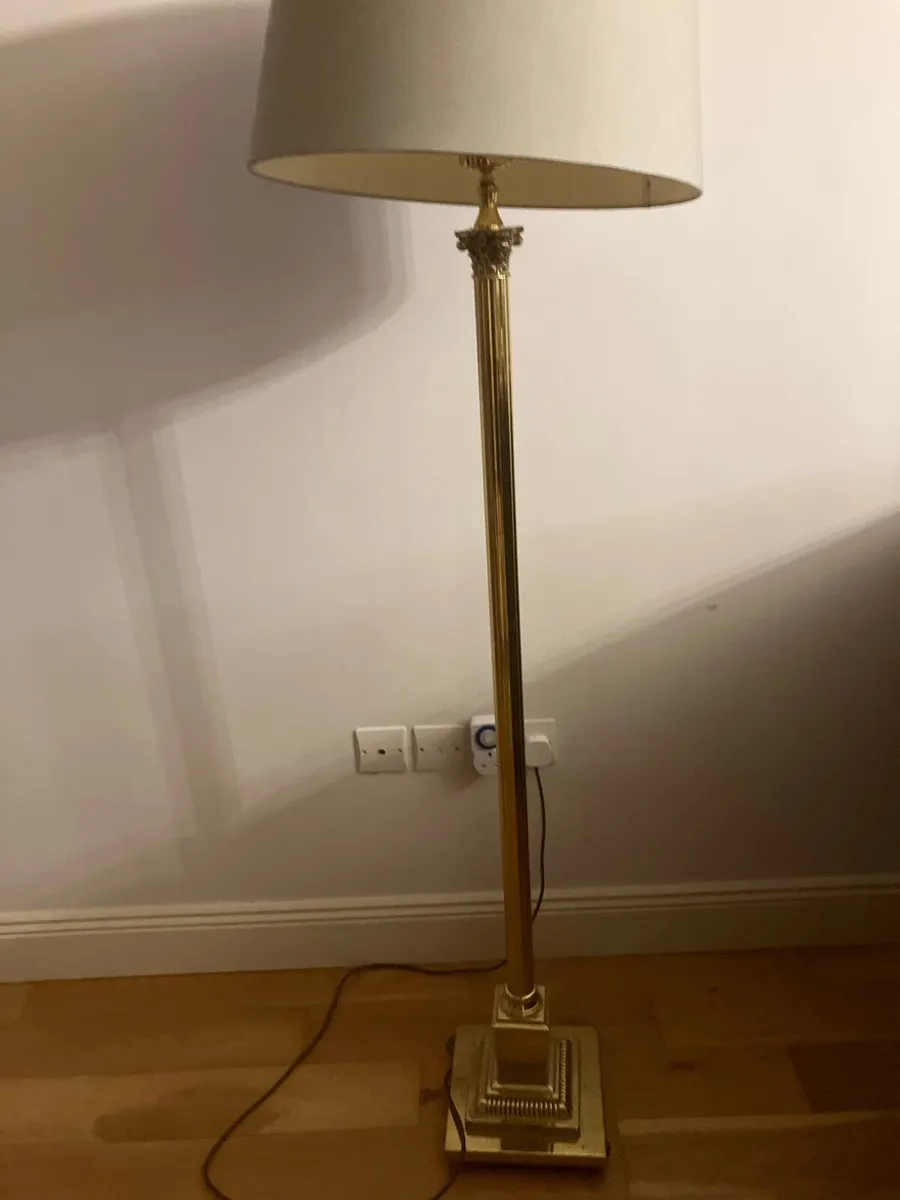 Standard brass lamps