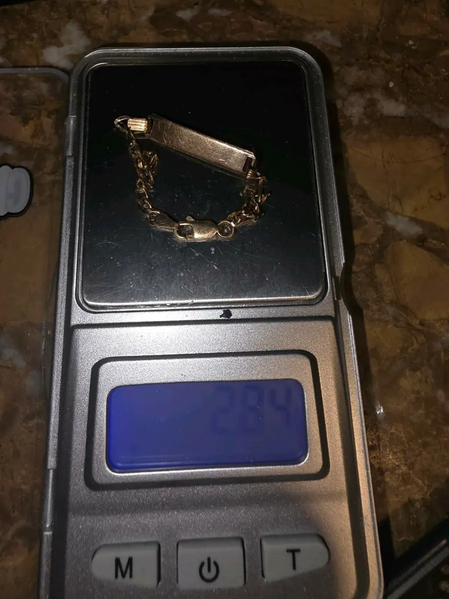 VINTAGE CHILD'S IDENTITY, 9CT Gold 3 Gram Bracelet - Image 2