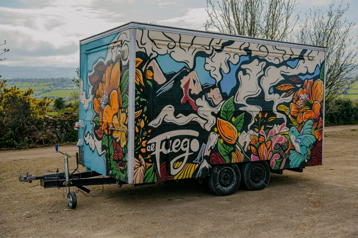 Food Trailer - Image 1