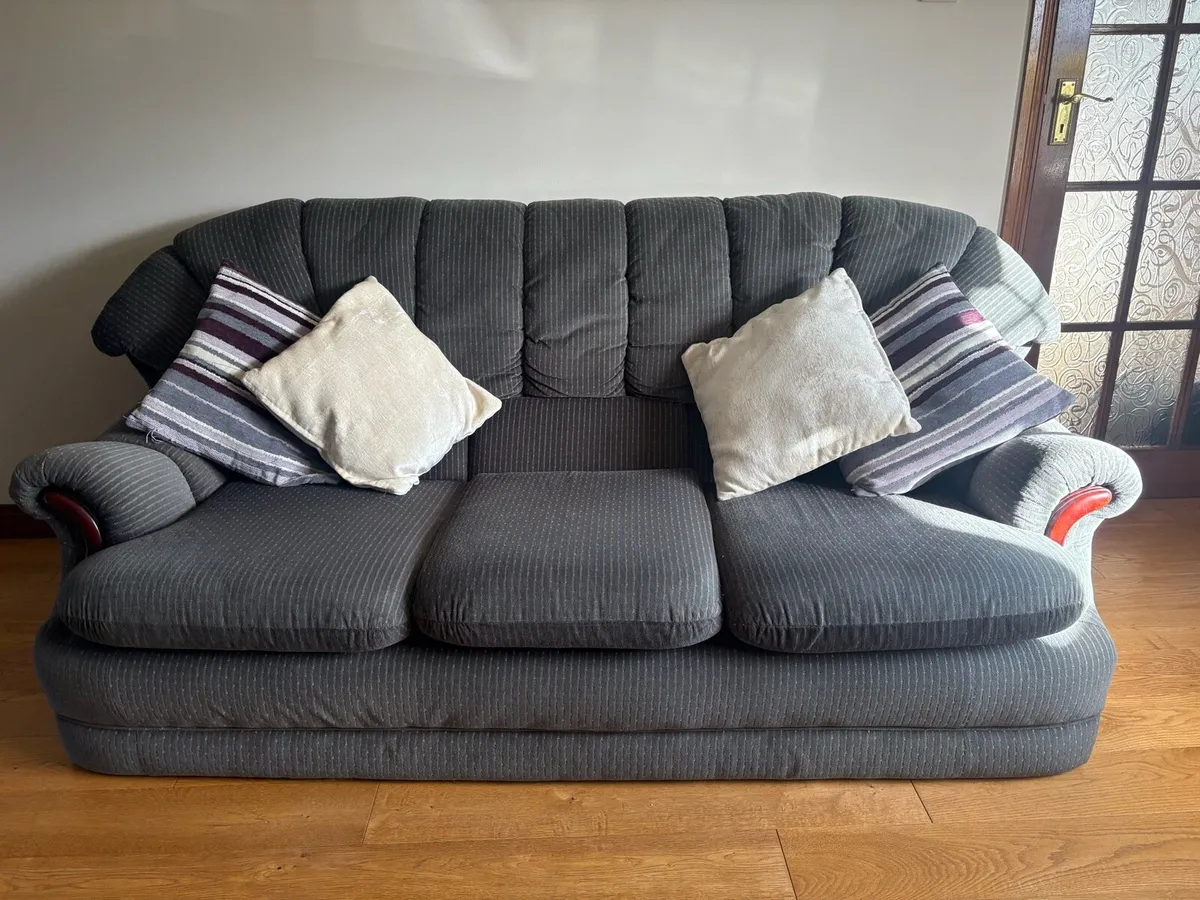 Couch set - Image 2